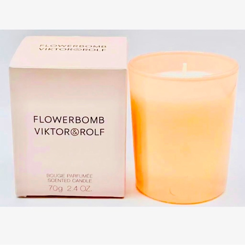 VIKTOR & ROLF FLOWER BOMB SCENTED CANDLE / 2.4 oz